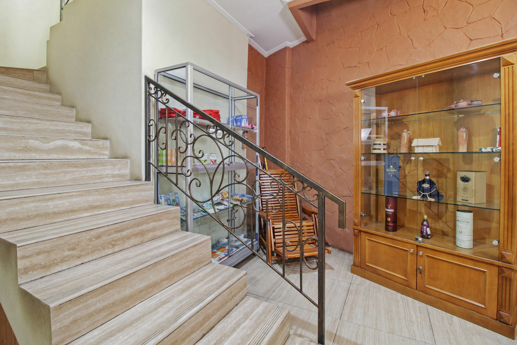 Reddoorz @ Kwitang Hotel Jacarta Exterior foto