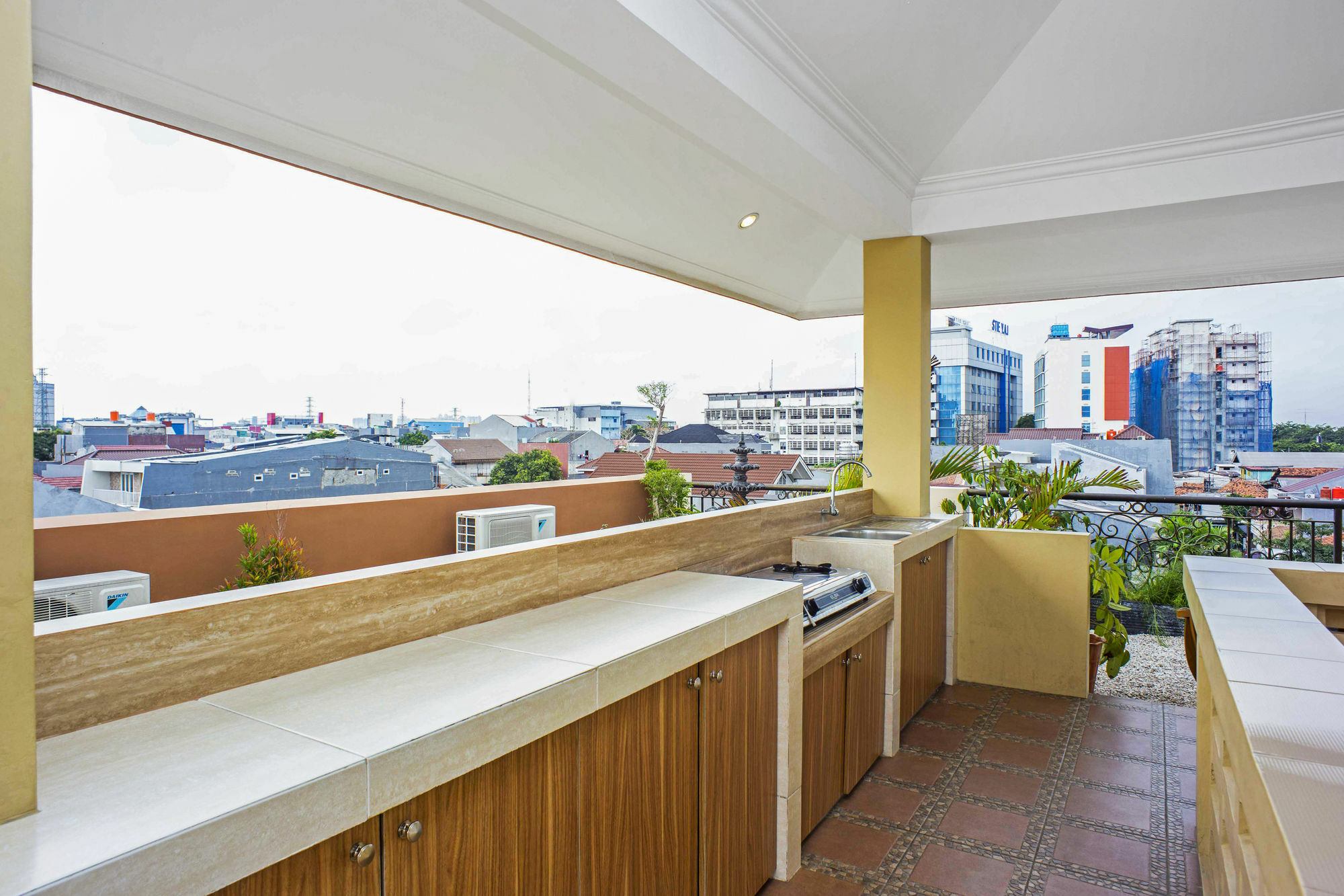 Reddoorz @ Kwitang Hotel Jacarta Exterior foto